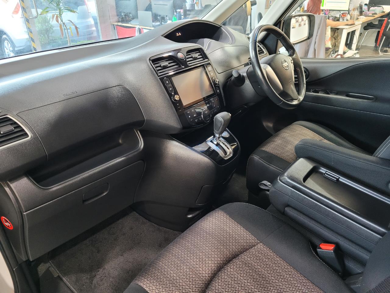 2014 Nissan Serena