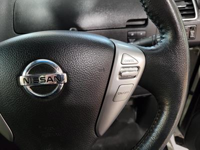 2014 Nissan Serena - Thumbnail