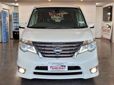 2014 Nissan Serena - Thumbnail