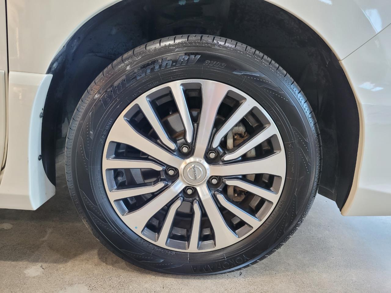 2014 Nissan Serena