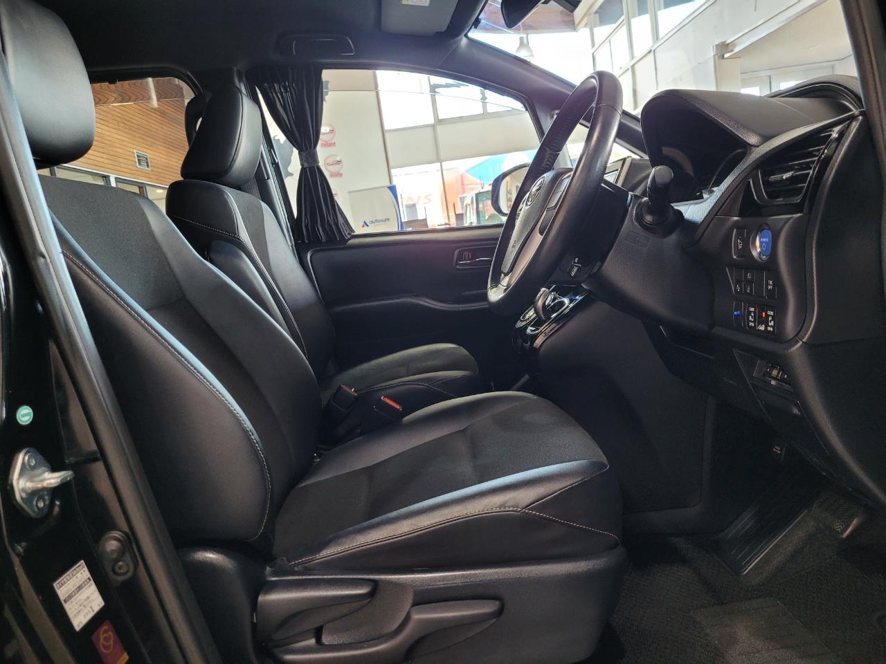 2017 Toyota Noah
