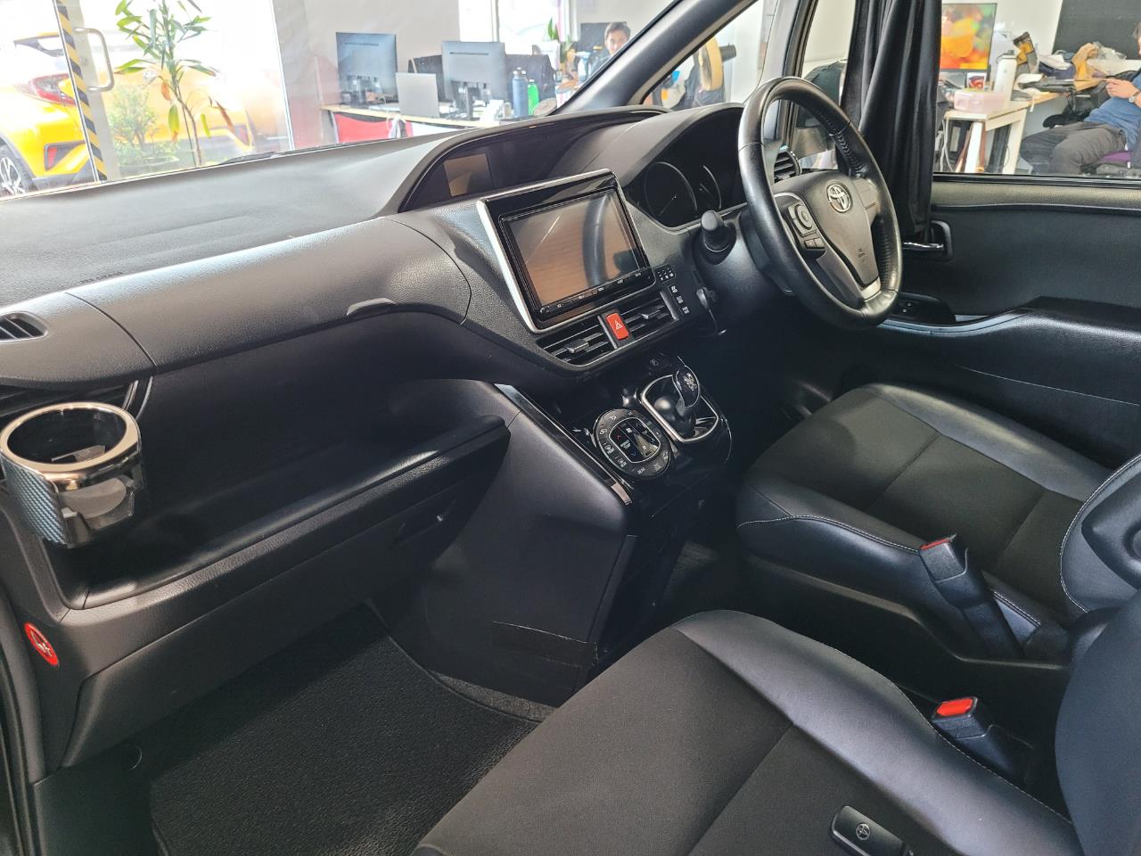 2017 Toyota Noah