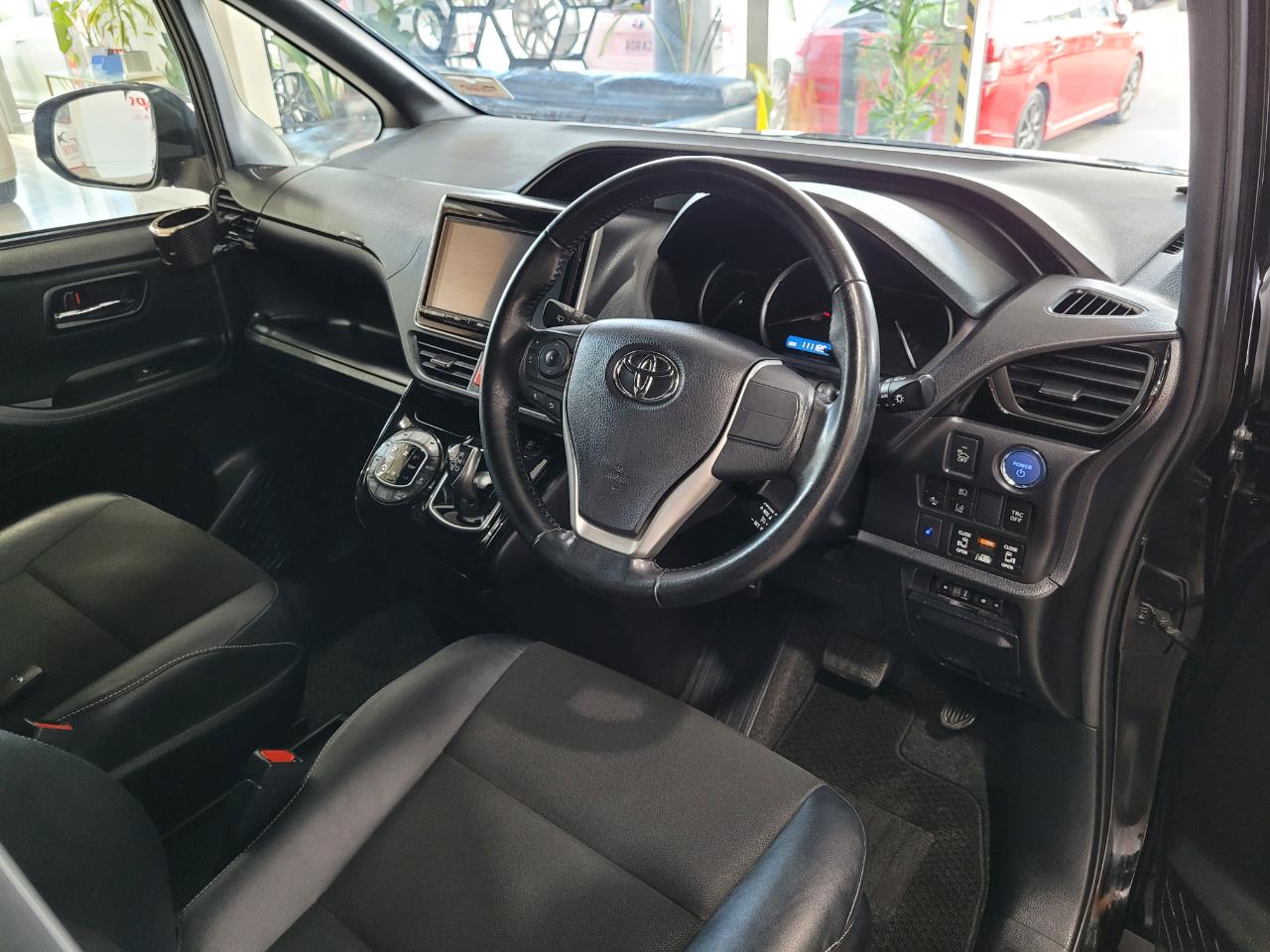 2017 Toyota Noah