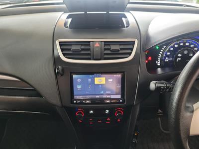 2014 Suzuki Swift - Thumbnail