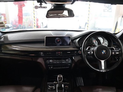 2016 BMW X5 - Thumbnail