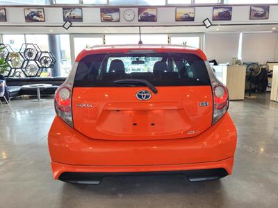 2012 Toyota AQUA BODYKIT - Thumbnail