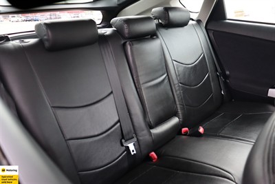 2012 Toyota Prius - Thumbnail