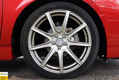 2012 Toyota Prius - Thumbnail