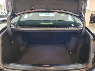 2015 Lexus IS 300h - Thumbnail