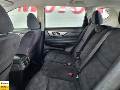 2016 Nissan X-Trail - Thumbnail