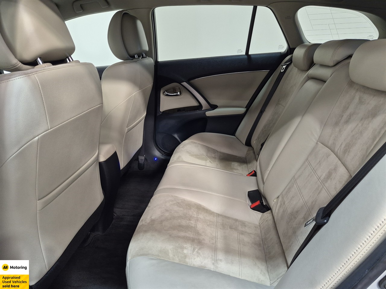 2013 Toyota Avensis