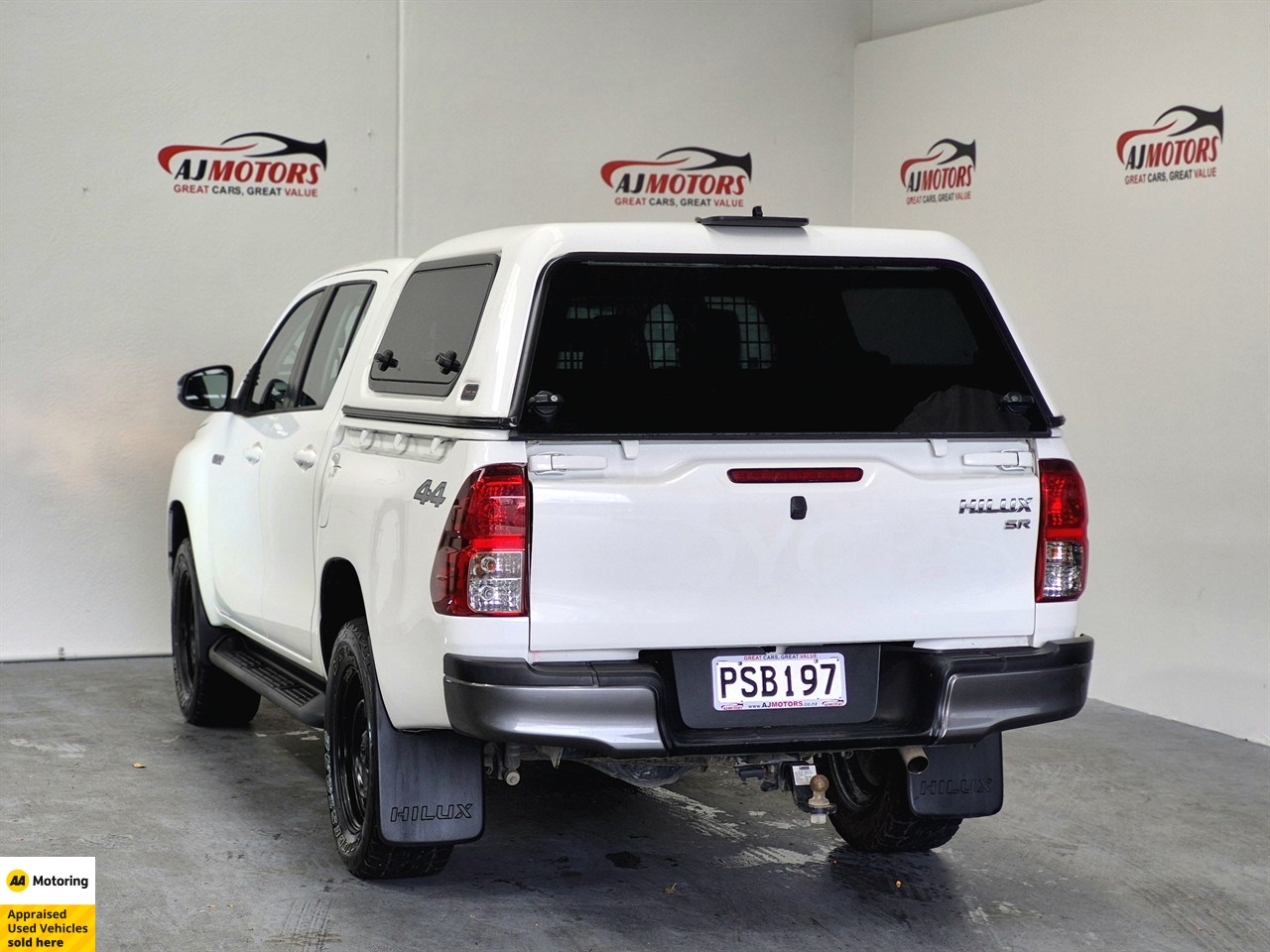 2023 Toyota Hilux