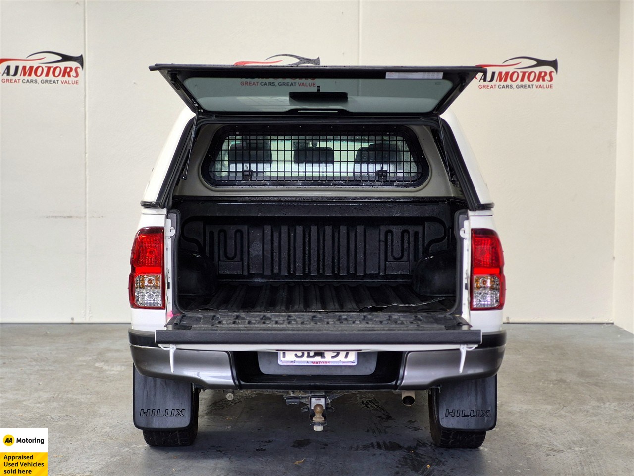 2023 Toyota Hilux