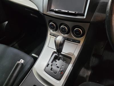 2010 Mazda Axela - Thumbnail