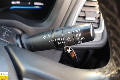 2015 Honda Vezel - Thumbnail