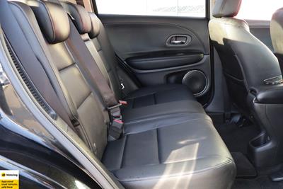 2015 Honda Vezel - Thumbnail