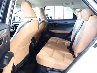 2014 Lexus NX 300h - Thumbnail