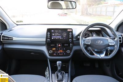 2022 Hyundai IONIQ - Thumbnail