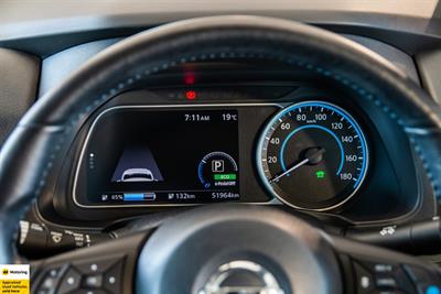 2018 Nissan Leaf - Thumbnail