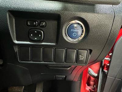 2015 Toyota Sai - Thumbnail