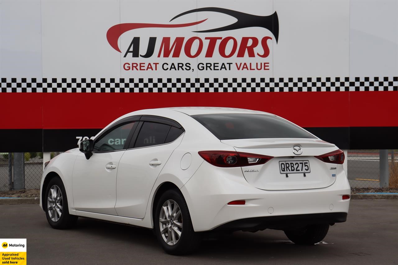 2013 Mazda Axela