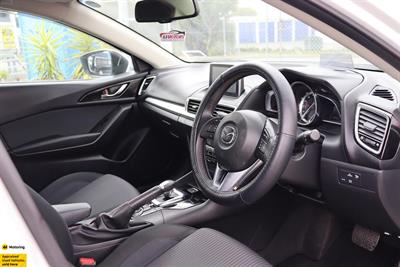 2013 Mazda Axela - Thumbnail