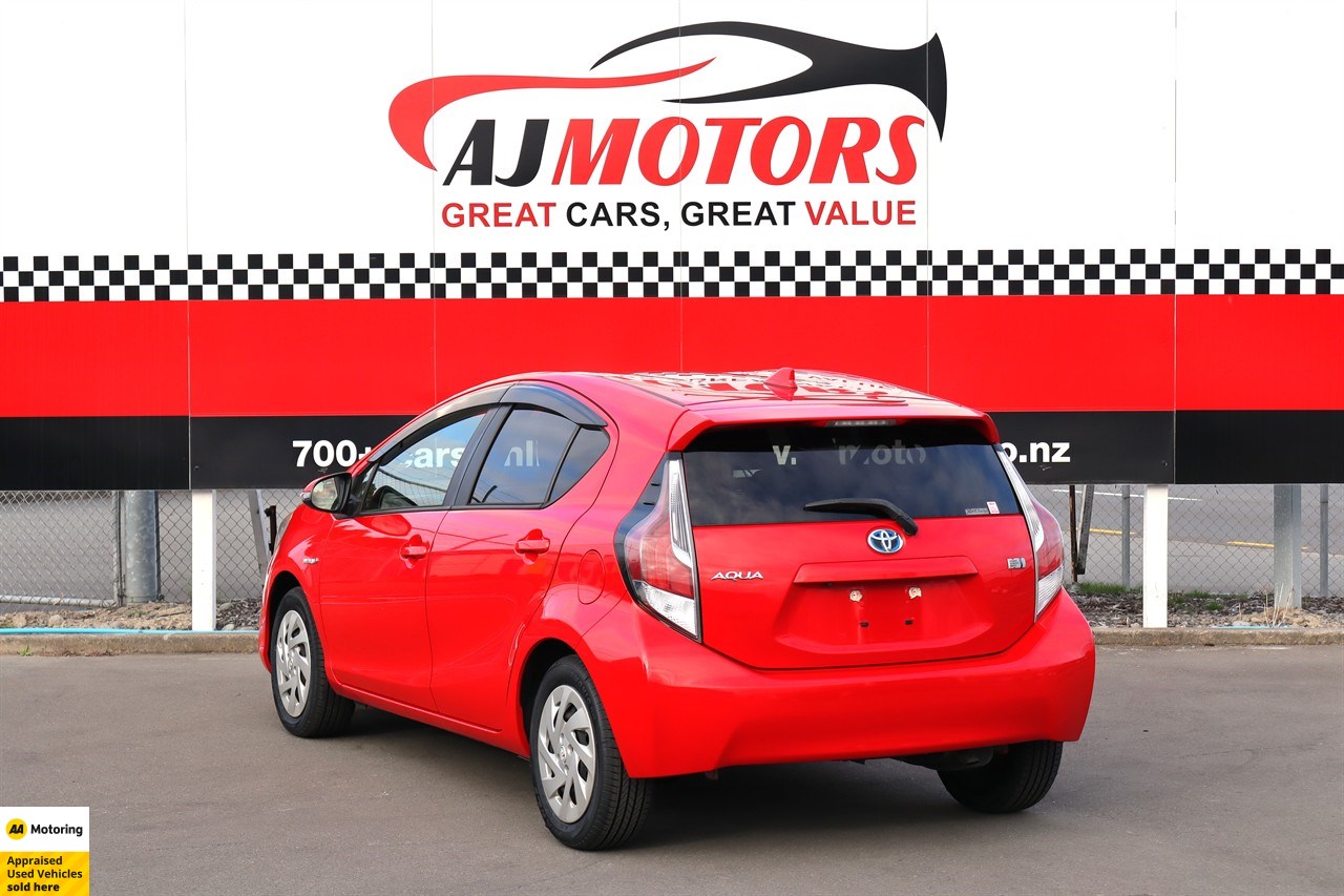 2015 Toyota Aqua