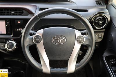 2015 Toyota Aqua - Thumbnail