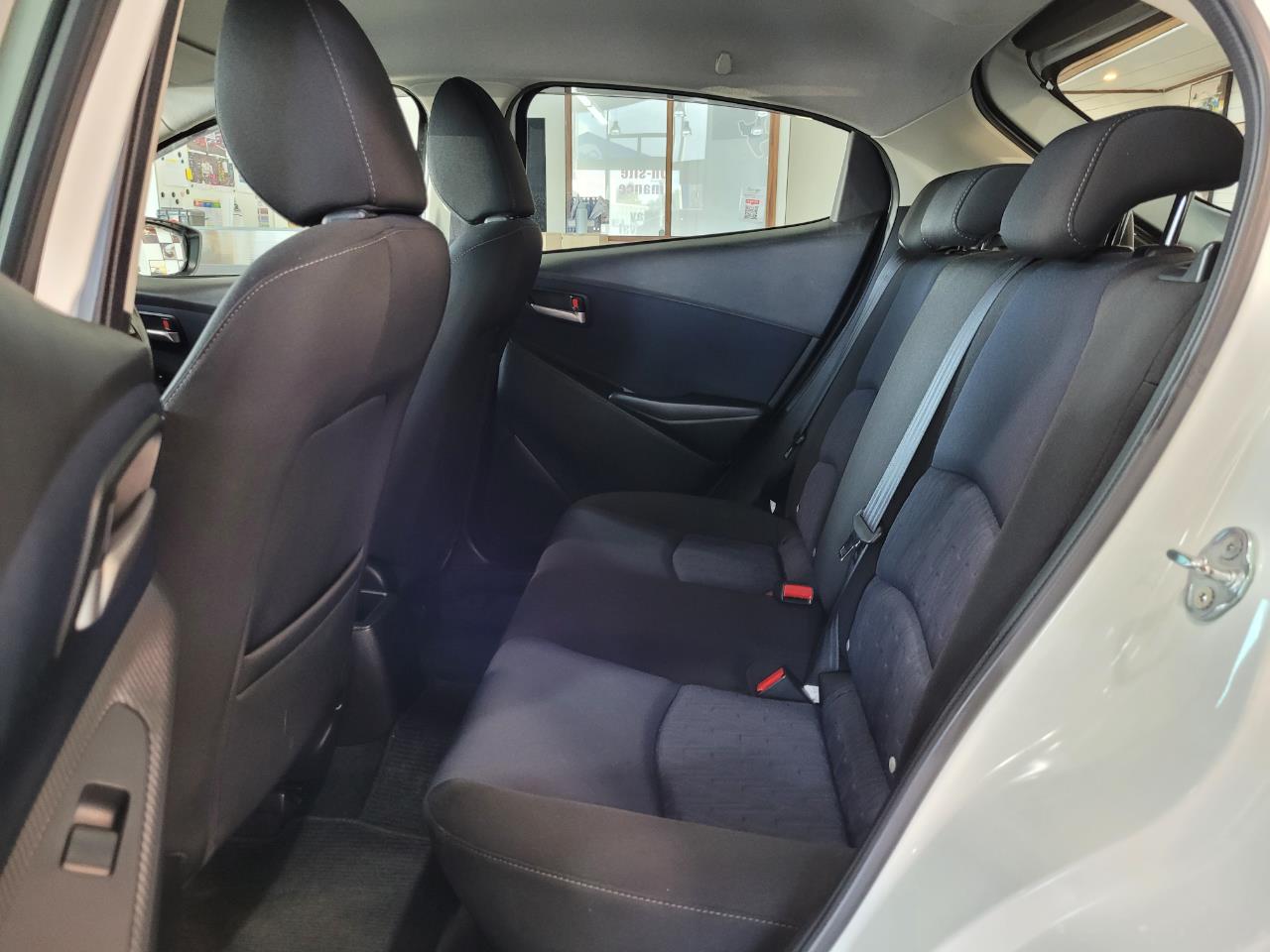 2014 Mazda Demio