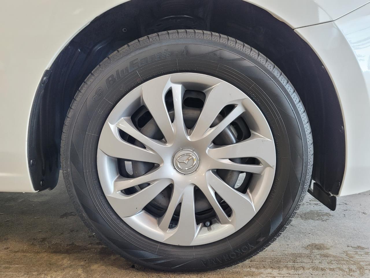 2014 Mazda Demio