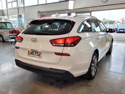 2019 Hyundai i30 - Thumbnail