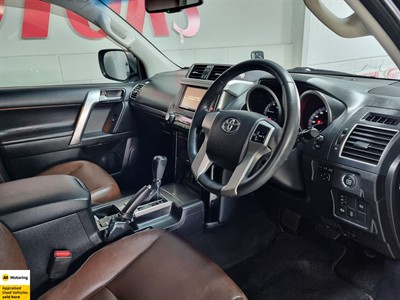 2017 Toyota Land Cruiser Prado - Thumbnail