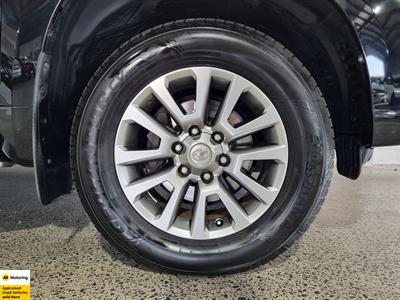2017 Toyota Land Cruiser Prado - Thumbnail