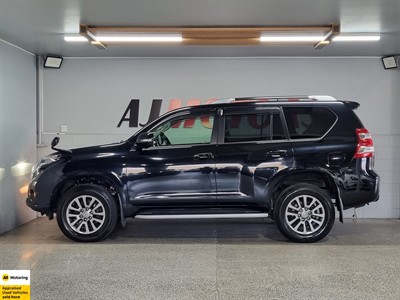 2017 Toyota Land Cruiser Prado - Thumbnail