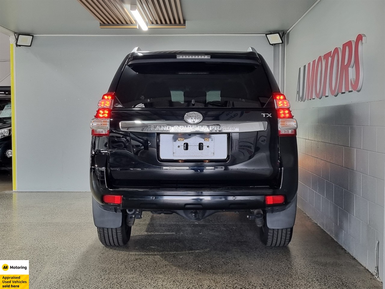 2017 Toyota Land Cruiser Prado