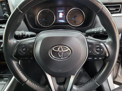 2021 Toyota RAV4 - Thumbnail