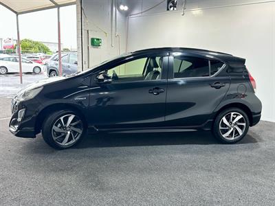 2016 Toyota Aqua - Thumbnail