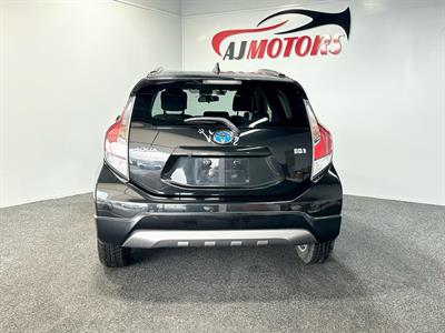 2016 Toyota Aqua - Thumbnail