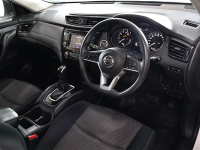 2022 Nissan X-Trail - Thumbnail