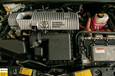 2012 Toyota Prius - Thumbnail