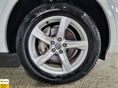 2018 Audi Q5 - Thumbnail