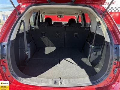 2022 Mitsubishi Outlander - Thumbnail