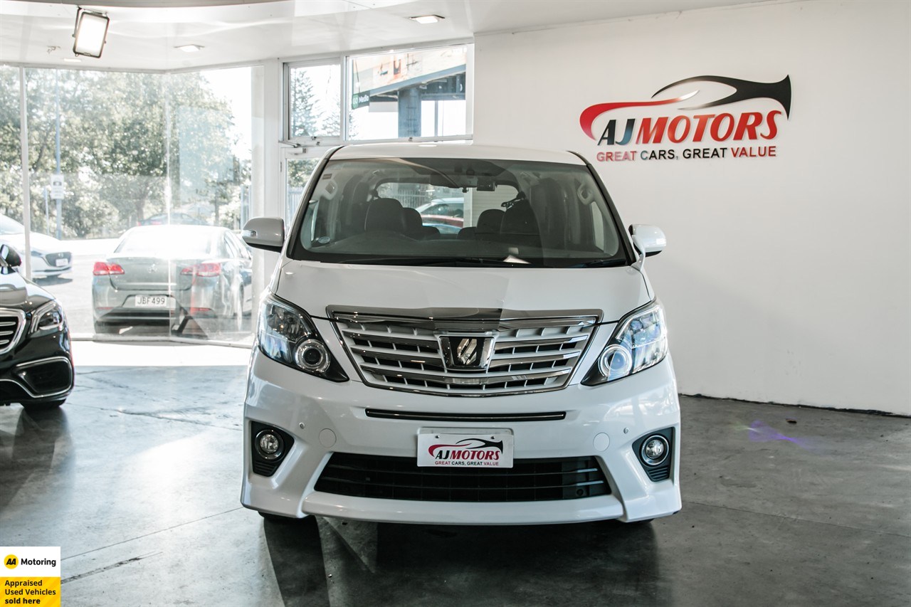 2014 Toyota Alphard
