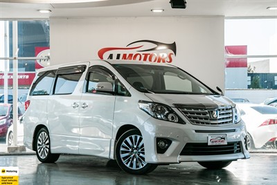 2014 Toyota Alphard - Thumbnail