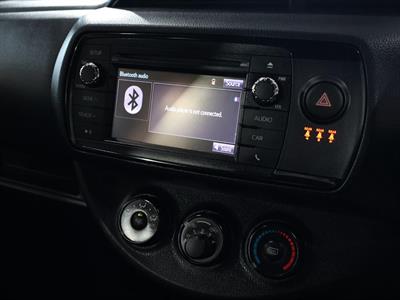 2018 Toyota Yaris - Thumbnail