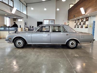 1995 Toyota Century - Thumbnail