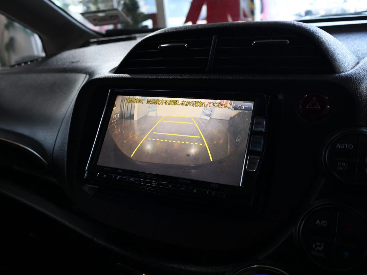 2013 Honda FIT SHUTTLE HYBRID