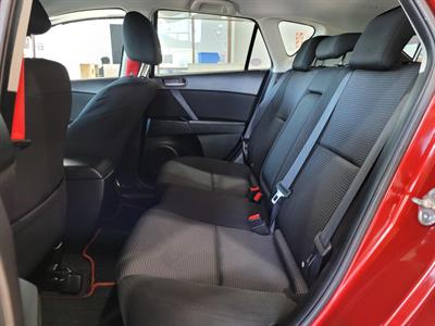 2013 Mazda Axela - Thumbnail