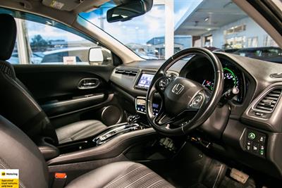 2016 Honda Vezel - Thumbnail