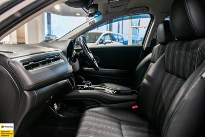 2016 Honda Vezel - Thumbnail